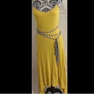 NWT! Bebe Yellow Contrast Trim Maxi Dress Medium  Exceptional